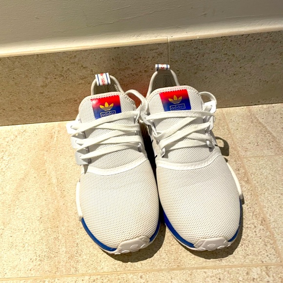 Adidas NMD R1 - Picture 2 of 5